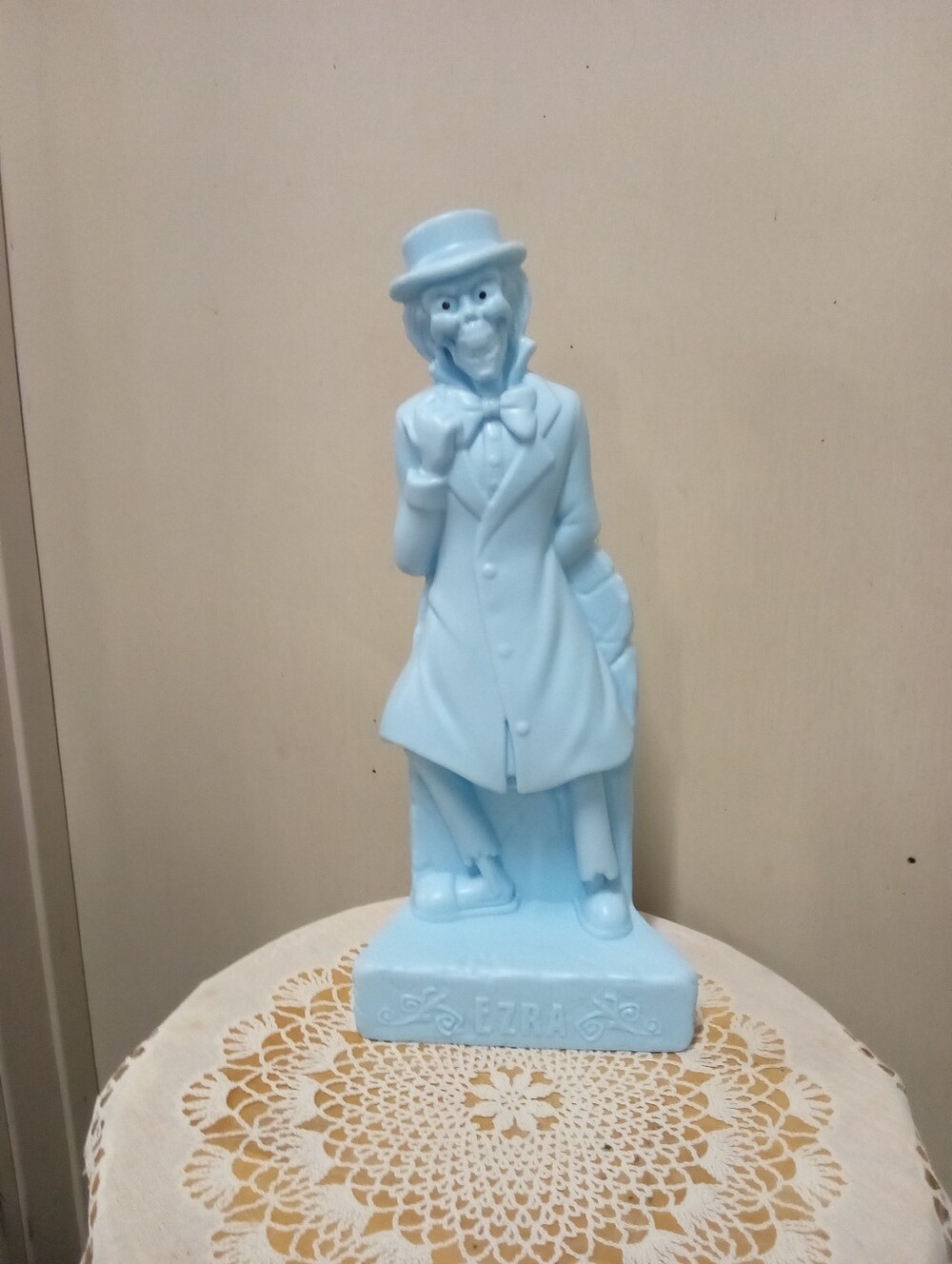 Disney The Haunted Mansion Lighted Ezra
